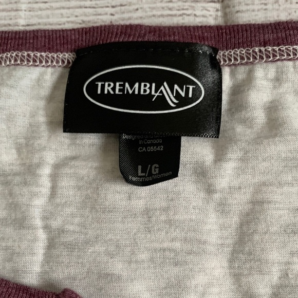 Women's Mt. Tremblant Canadian Heritage Tee - Heather Cream and Burgundy - Picture 2 of 6